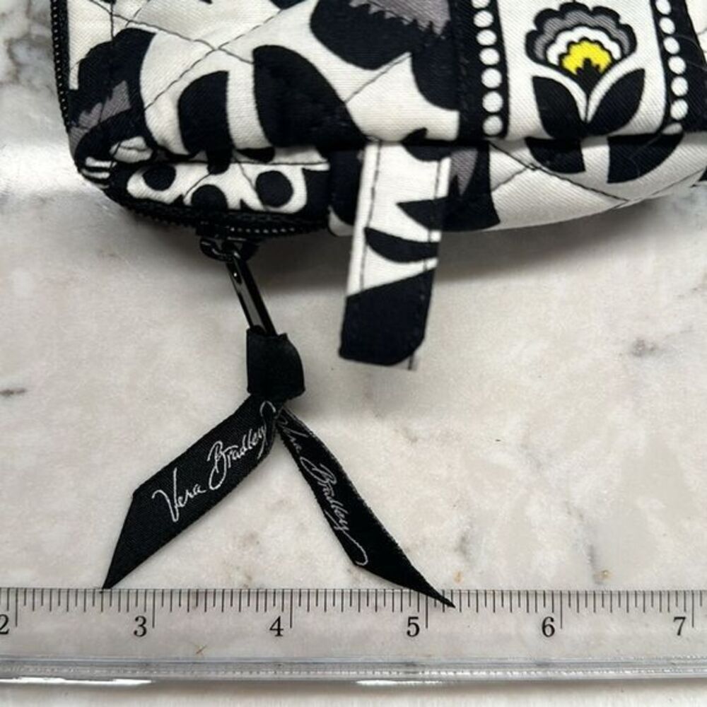 Vera Bradley Cosmetic Makeup Bag Travel Toiletry‎ Pouch Black White Floral - Picture 2 of 3